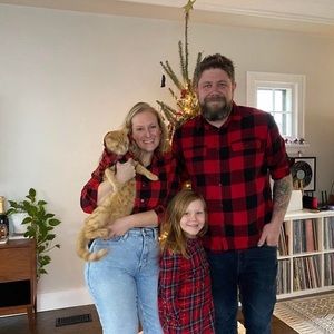 Meet your Posher, Laurie